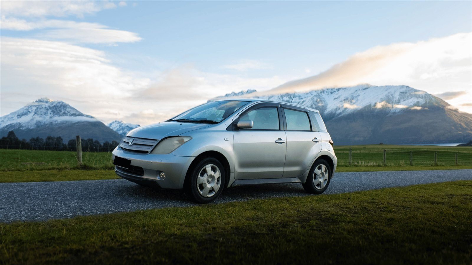 Toyota IST photo 1