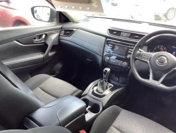 Nissan X-Trail photo 2