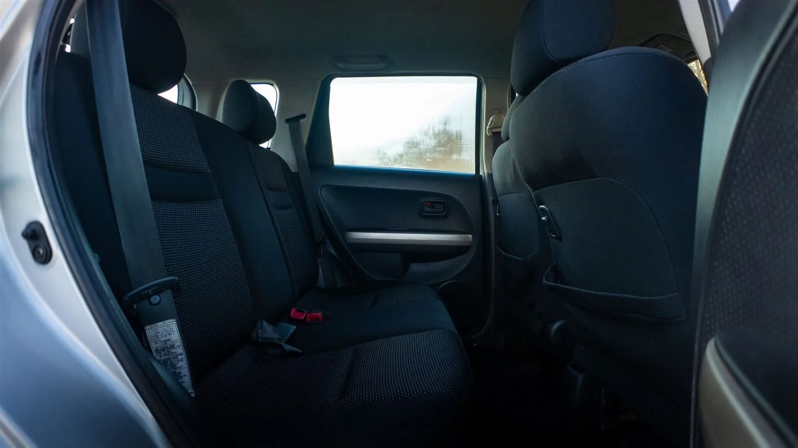 Toyota IST photo 4