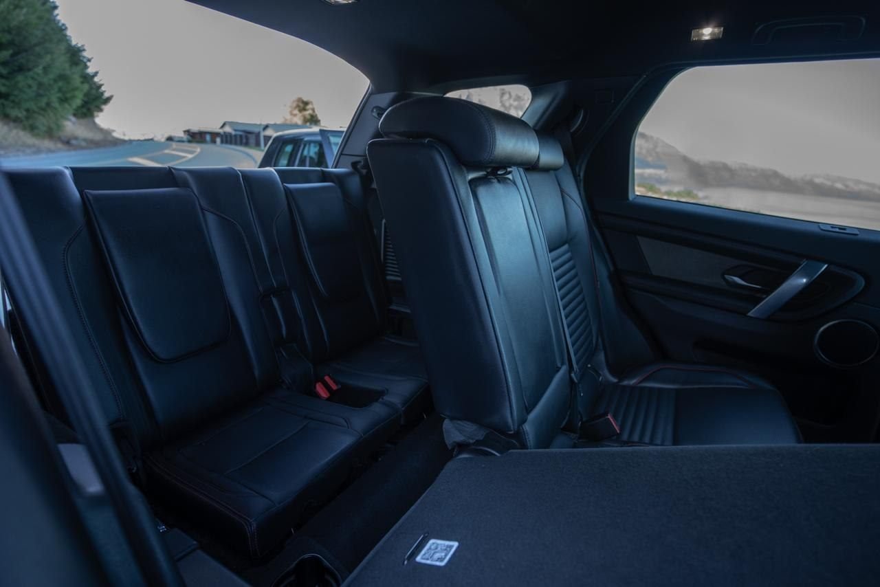 Land Rover Discovery (2020 – 2023) photo 6