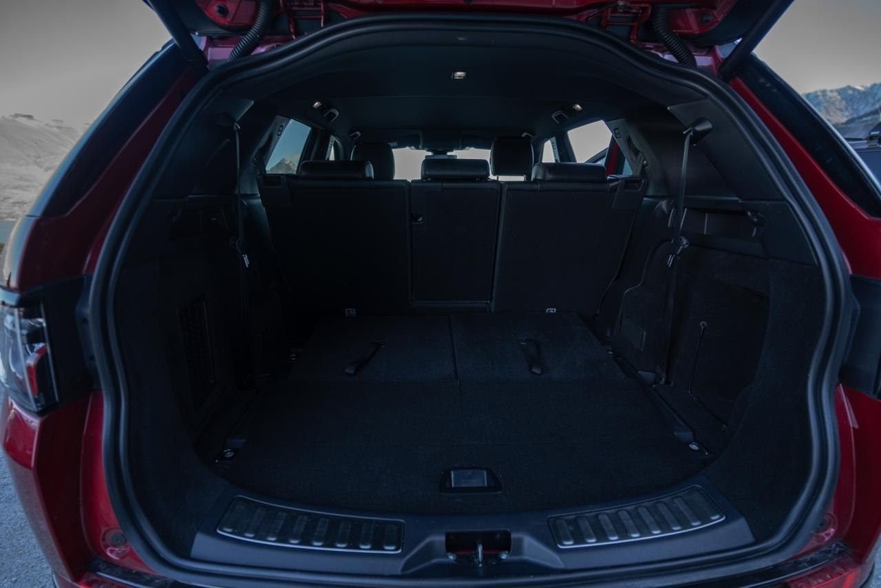 Land Rover Discovery (2020 – 2023) photo 8