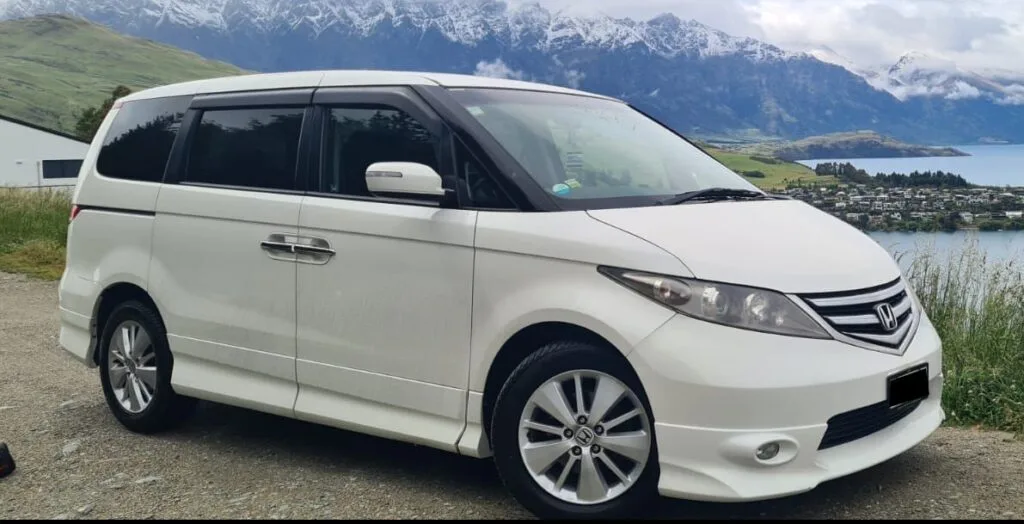 Honda Elysion car hire Christchurch