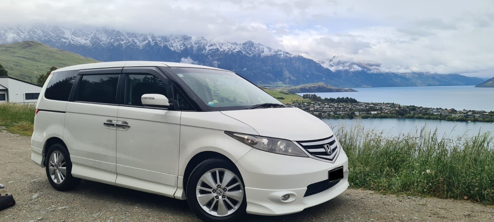 Honda Elysion photo 1
