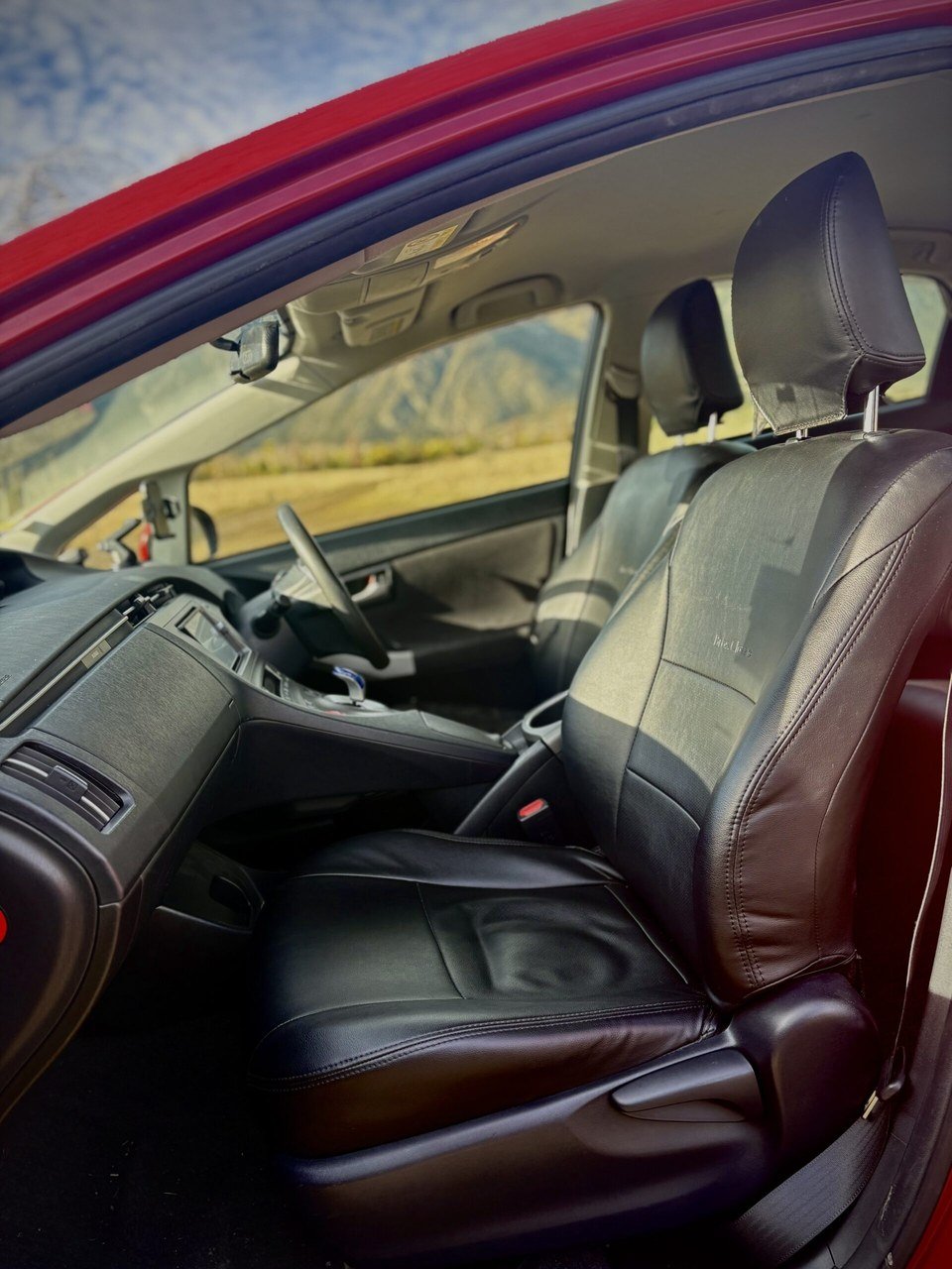 Toyota Prius photo 4
