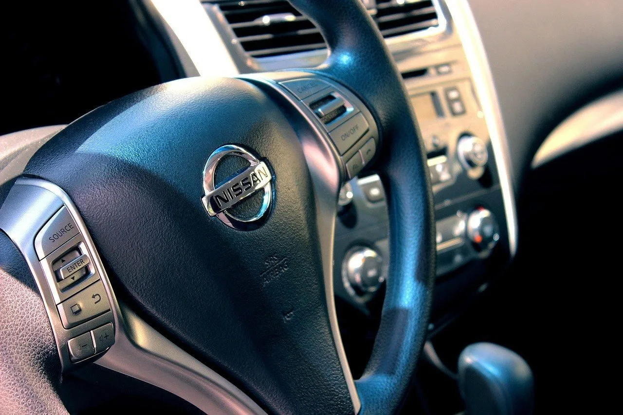 Nissan Serena photo 4